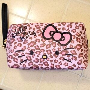 Hello Kitty makeup bag with removable strap
